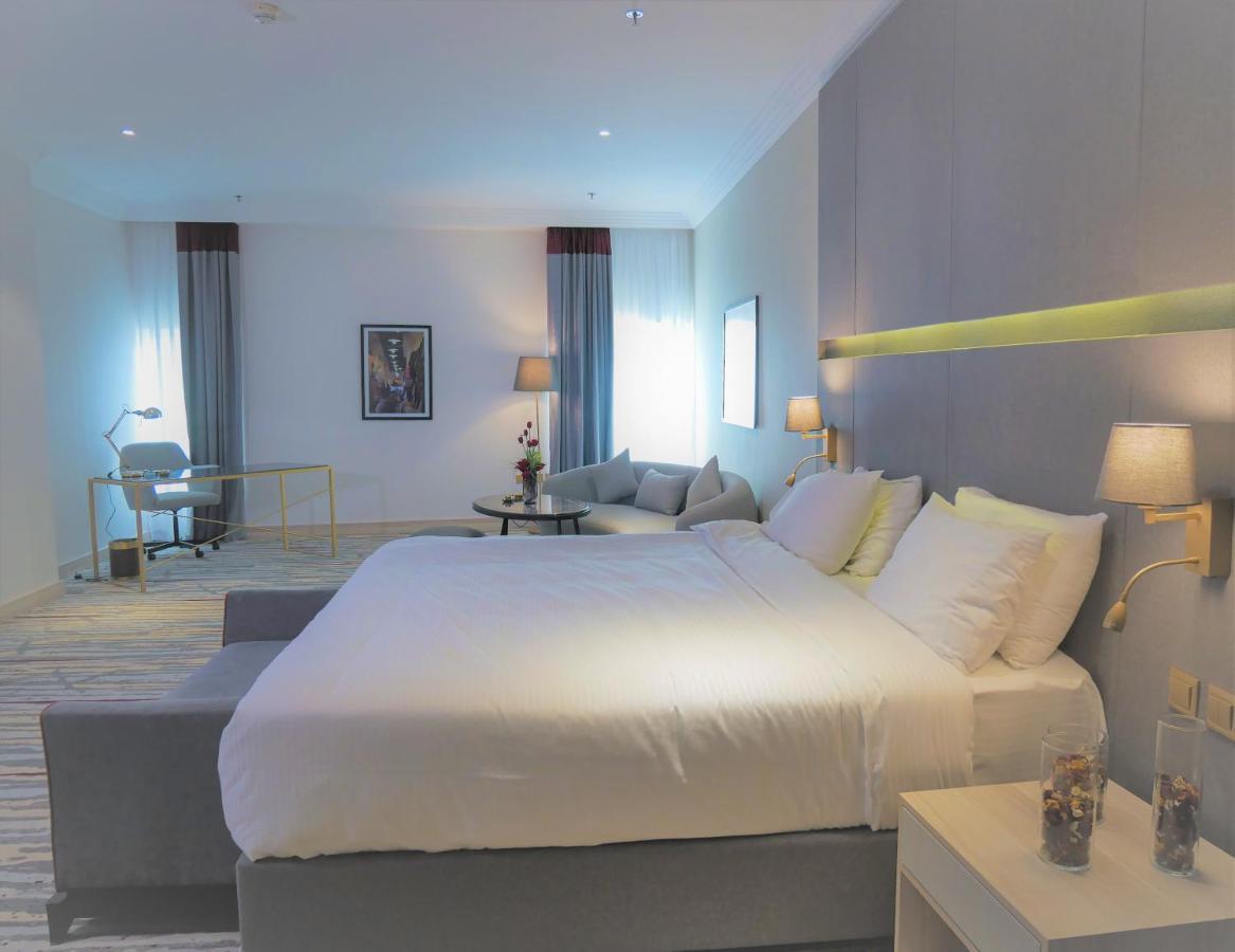 Ramada By Wyndham Doha Old Town Hotel Ngoại thất bức ảnh